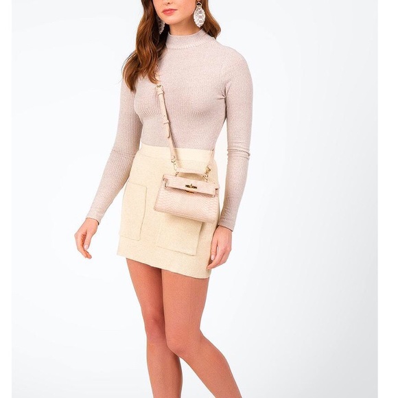 NWT Francesca’s Blush Snake Crossbody Lock Bag - Picture 3 of 8